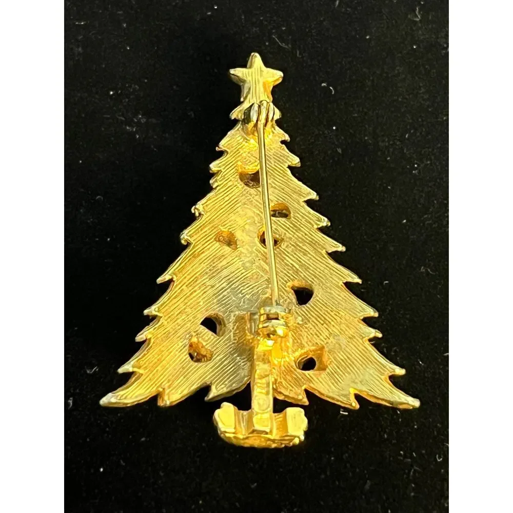 Vintage ART Christmas Tree Brooch Gold Tone Rhinestones Holidays